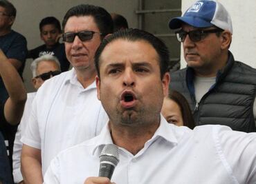 Cerca del final de la novela “Dos alcaldes y un ayuntamiento”