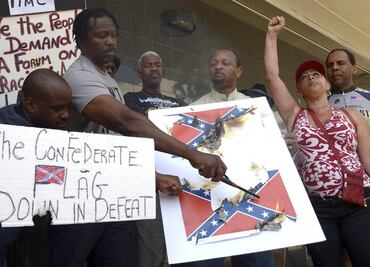 Mueren más en EU por racismo que por terrorismo: informe