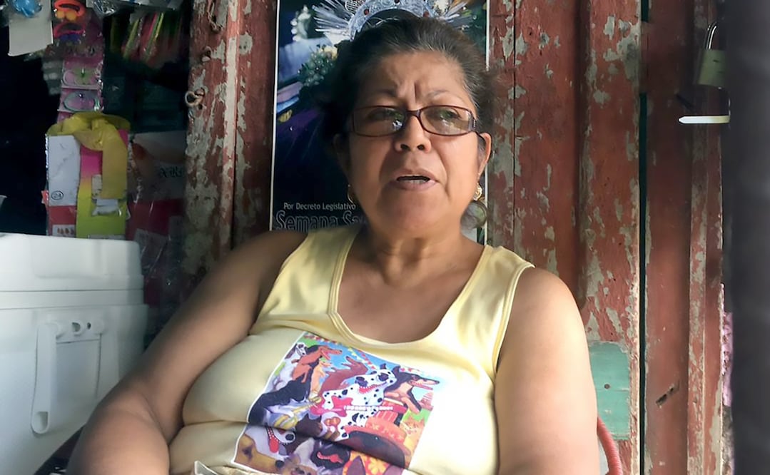 La vecina del barrio Veracruz, Verónica Monzón, cuenta que Victoría Salazar y su familia eran sociales, “m uy llevaderas”. Fotos: ALBERTO MORALES. EL UNIVERSAL