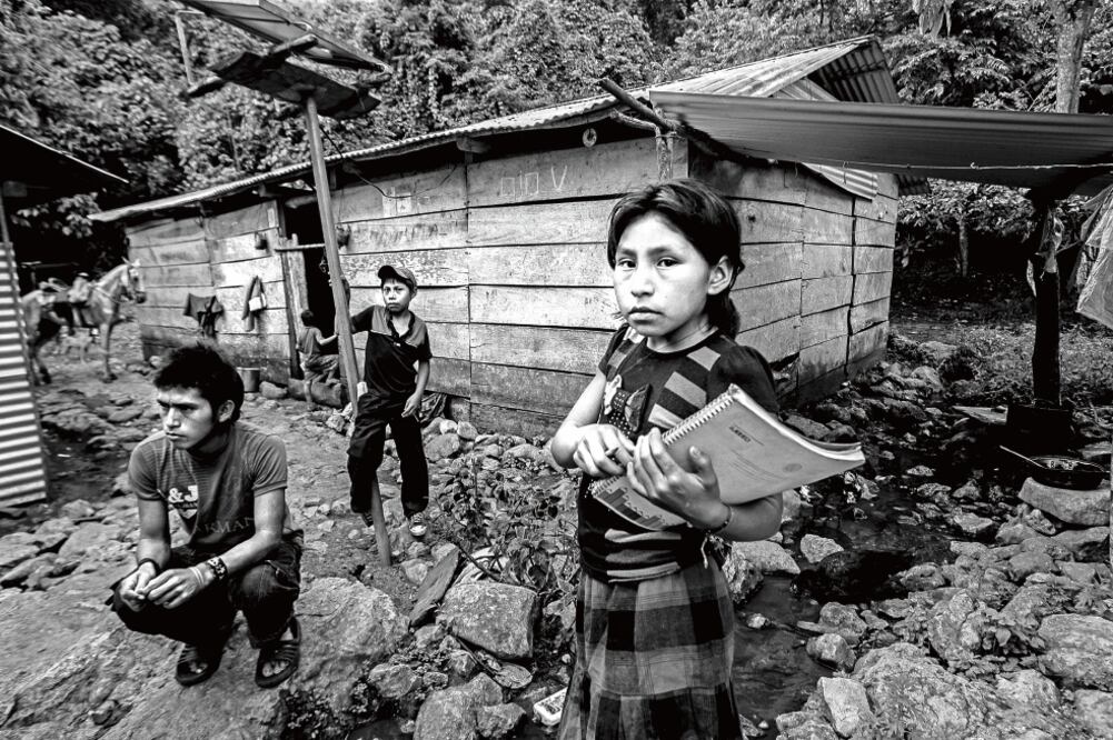 El fotorreportaje, publicado el 28 de junio, muestra las dificultades que enfrentan niños en Chiapas para ir a la escuela (YADÍN XOLALPA. EL UNIVERSAL)
