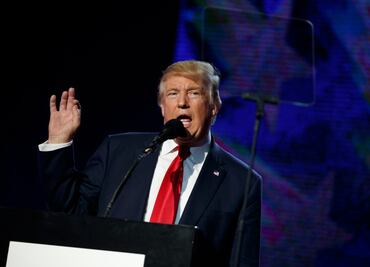 Reitera Trump acusación a medios de manipular elecciones en su contra