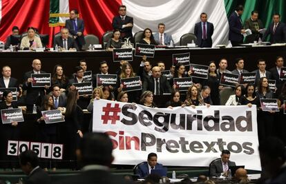 Durazo pide al PAN que deje trabajar al gobierno federal