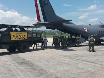 Refuerza Sedena puente aéreo en Chiapas para ayuda humanitaria