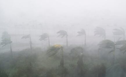 "Irma" baja a categoría 1 al acercarse a Tampa, en Florida