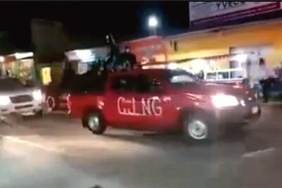 Causa temor paso de caravana armada en Oaxaca