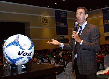 Gabriel de Anda le deja en claro a Almeyda quién manda