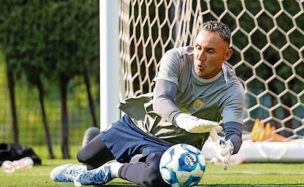 Keylor Navas, el ejemplo anhelado en Pumas; Antonio Sancho valora su renovación