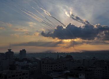 Hay dos mexicanos que fueron tomados como rehenes por Hamas en Gaza: SRE