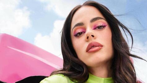 Así es la línea de gafas para el sol de Tini Stoessel, ex de Sebastián Yatra