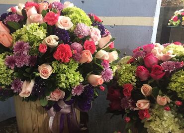 Mexican flowers will sweep you up your feet