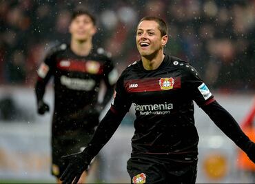 “Chicharito” Hernández es nominado a jugador de la jornada en Bundesliga