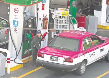 Bajan precios de gasolinas y diesel entre 1 y 3 centavos