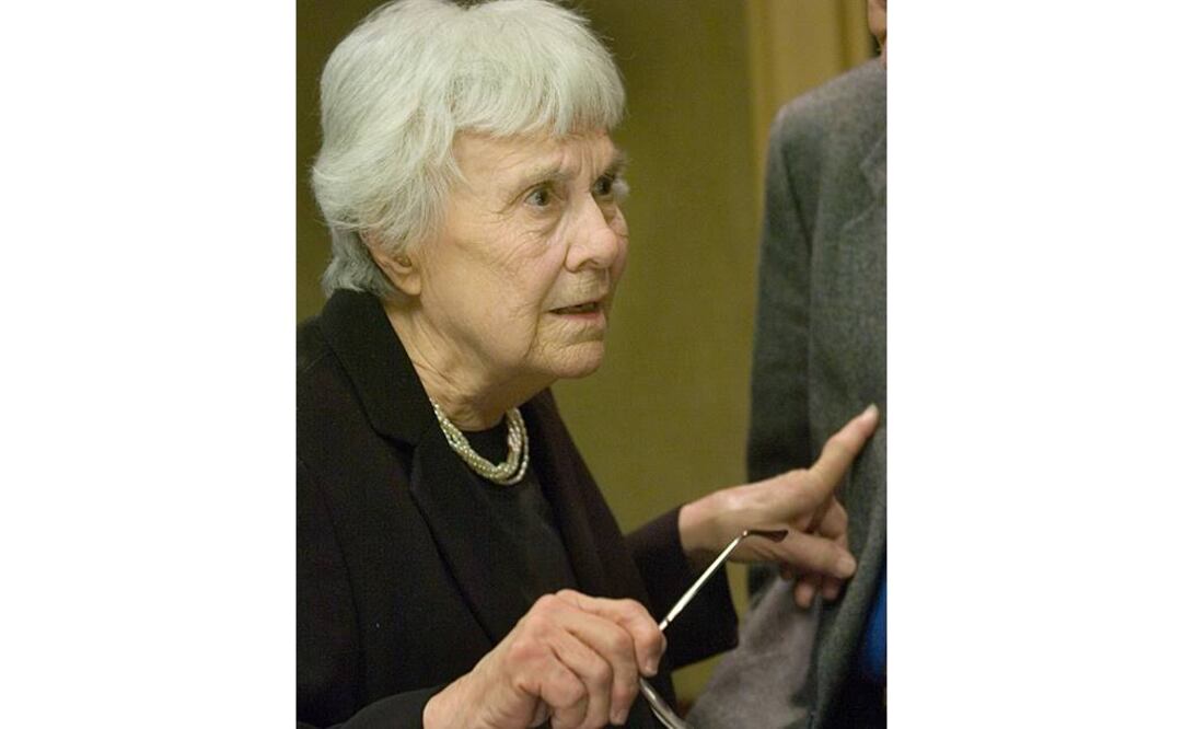 El presidente de Harper Collins, Michael Morrison, destacó que la escritora fue una mujer "brillante" que desprendía "jovialidad, humildad y amabilidad". FOTO: Kevin Glackmeyer/AP.