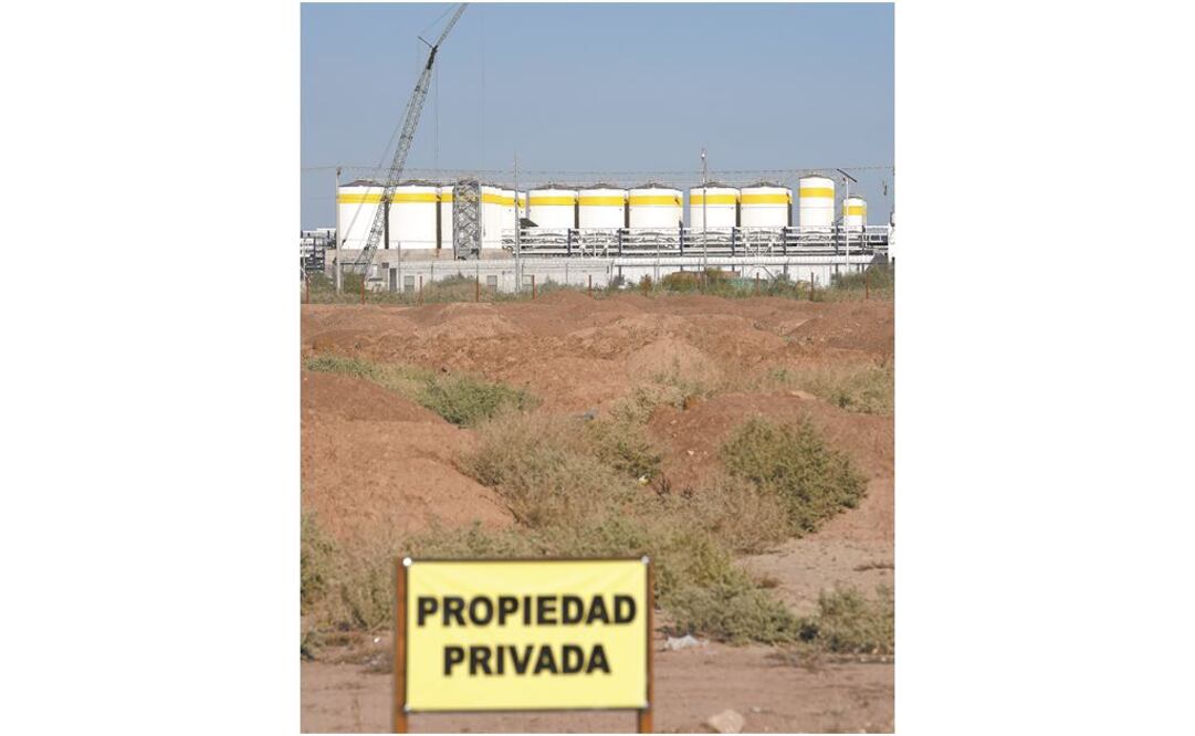 Polémica. El CCE dijo que días antes de la consulta, el gobierno firmó un acuerdo con Constellation Brands para mantener la planta cervecera. VÍCTOR MEDINA. REUTERS