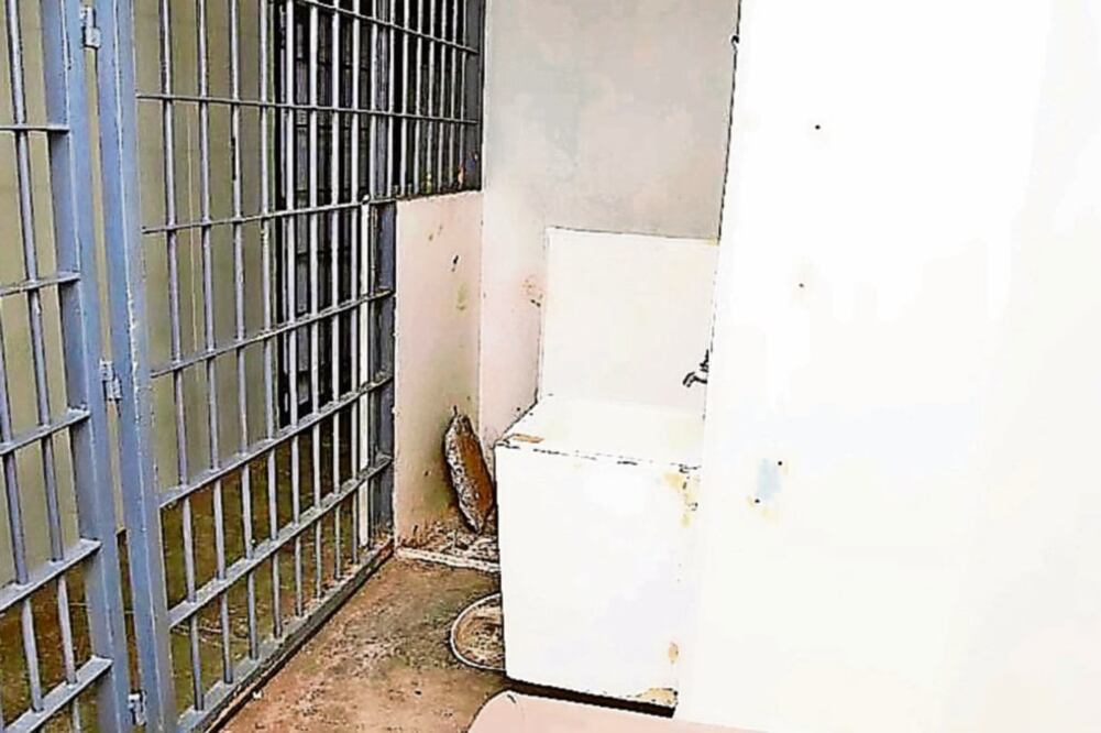 'El Chapo' se escapó de la celda 20 del penal de El Altiplano por un túnel (Archivo)