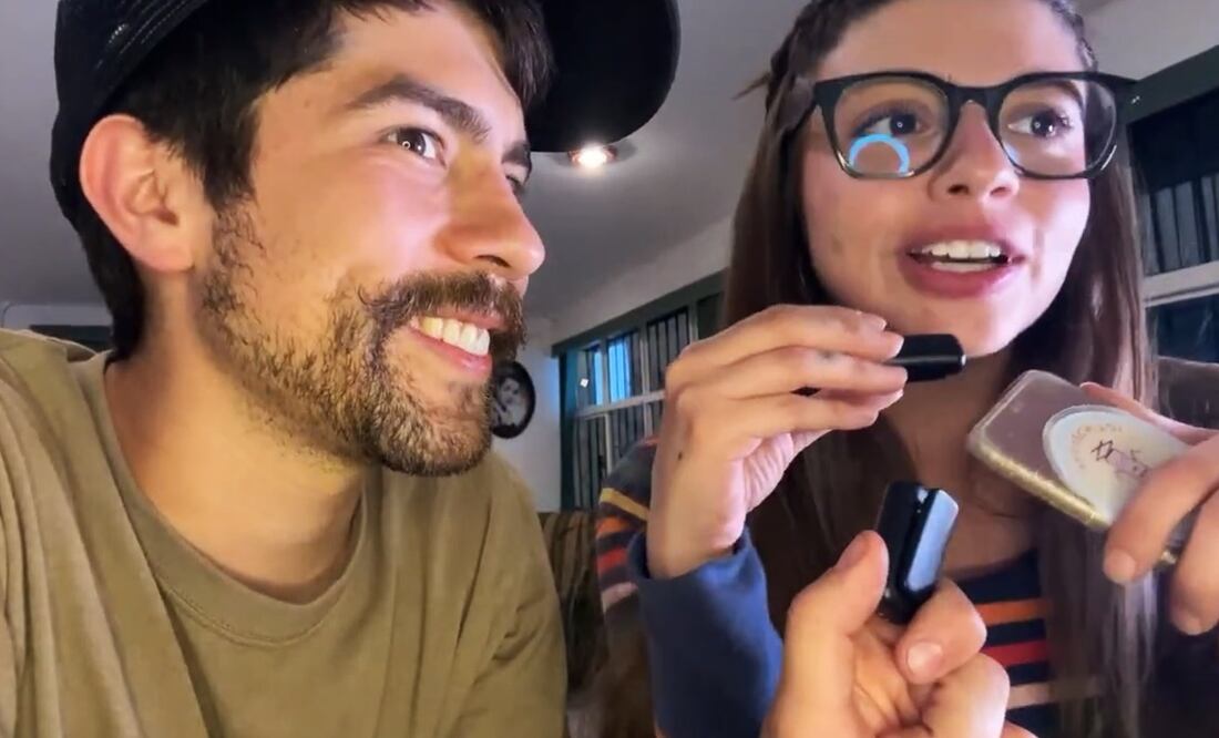 Daniela Parra habla con su padre, desde el Reclusorio Oriente, por teléfono,
Foto: YouTube / Tamalitos chidos