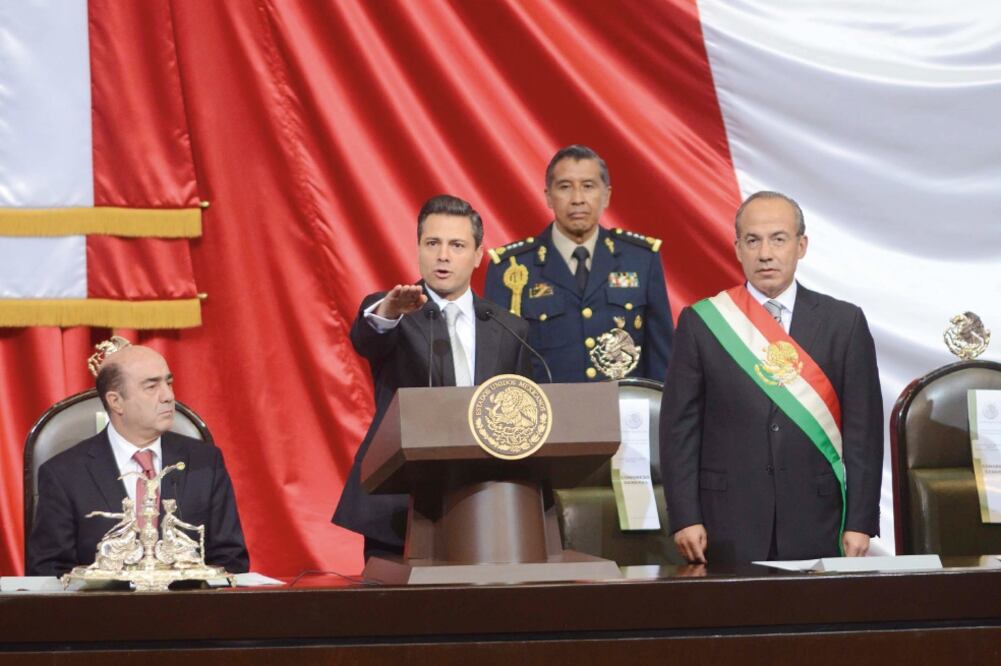 Para el periodo de transición entre Enrique Peña Nieto y Felipe Calderón, la Cámara de Diputados aprobó una partida de 150 millones de pesos. (ARCHIVO EL UNIVERSAL)