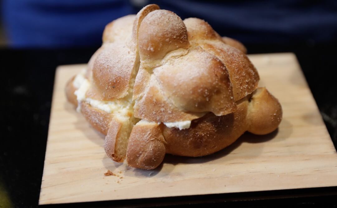 Pan de muerto at La Rifa Chocolatería- Photo: Iván Stephens/EL UNIVERSAL