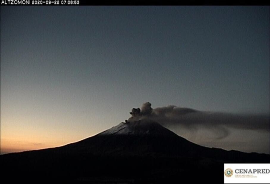 Volcán Popocatépetl amanece con actividad moderada