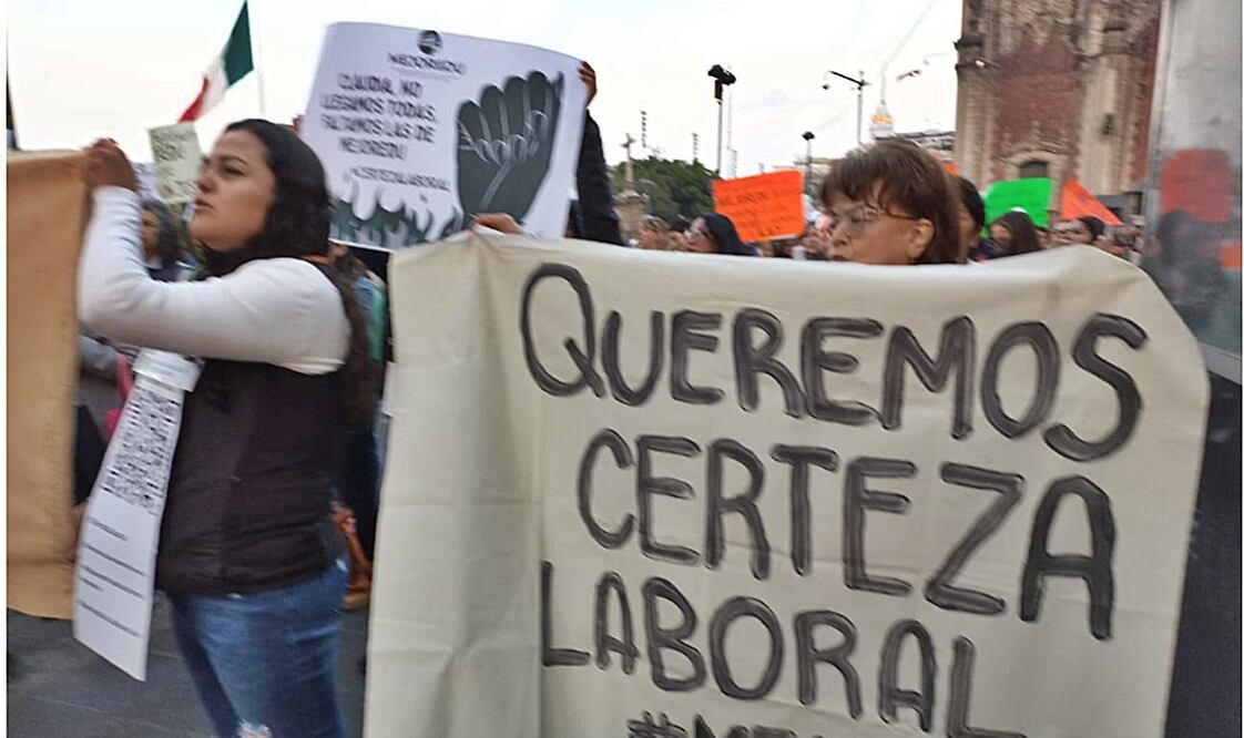 Empleados de la Comisión Nacional para la Mejora Continua de la Educación piden ser escuchados y se respeten sus derechos laborales tras la extinción del organismo. Foto: especial