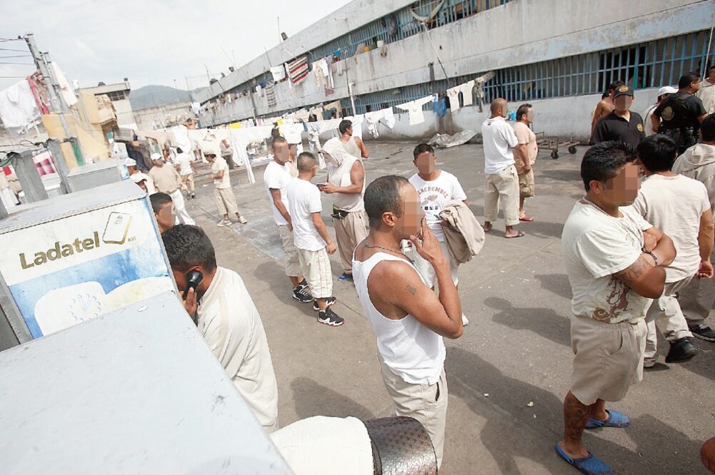 Las agresiones suceden a pesar de que cada área es monitoreada las 24 horas del día con cámaras de seguridad (ARCHIVO EL UNIVERSAL)