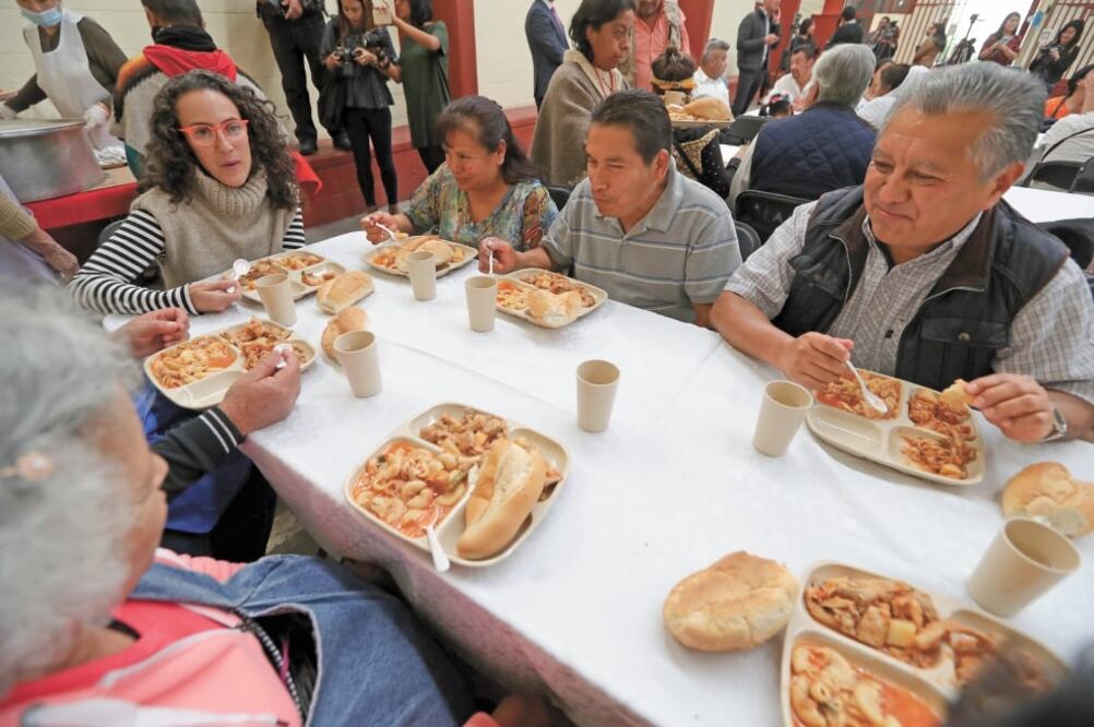 Los comedores comunitarios se ubican en zonas de muy alta, alta y media marginación; deben estar por lo menos a un kilómetro entre uno y otro. (ARCHIVO EL UNIVERSAL)