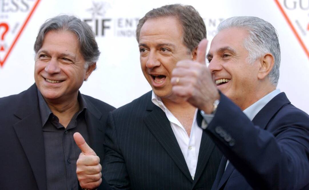 Paul Marciano (c) ha negado las acusaciones sexuales en su contra FOTO: AP