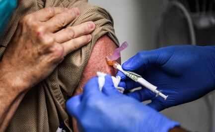 Florida da prioridad a los mayores de 65 años para recibir vacuna contra Covid-19