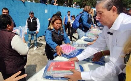 Coyoacán comienza entrega de útiles escolares para primaria y secundaria