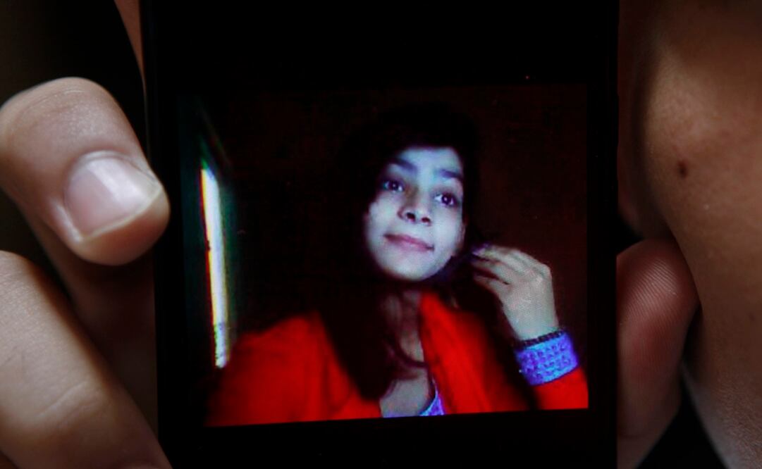 Fotografía de la víctima, mostrada por su esposo (Foto: AP)