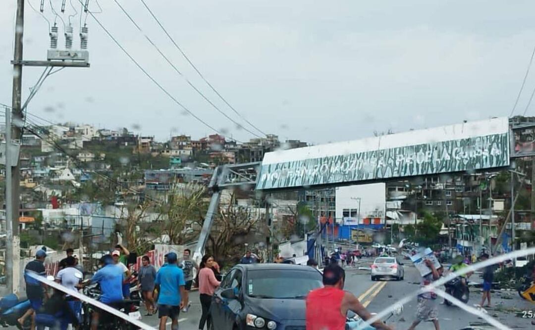 Calles de Acapulco tras paso de huracán Otis. Foto: Especial