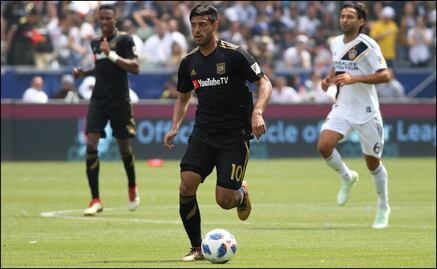 En Barcelona ni preguntan por Carlos Vela