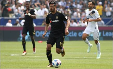 En Barcelona ni preguntan por Carlos Vela