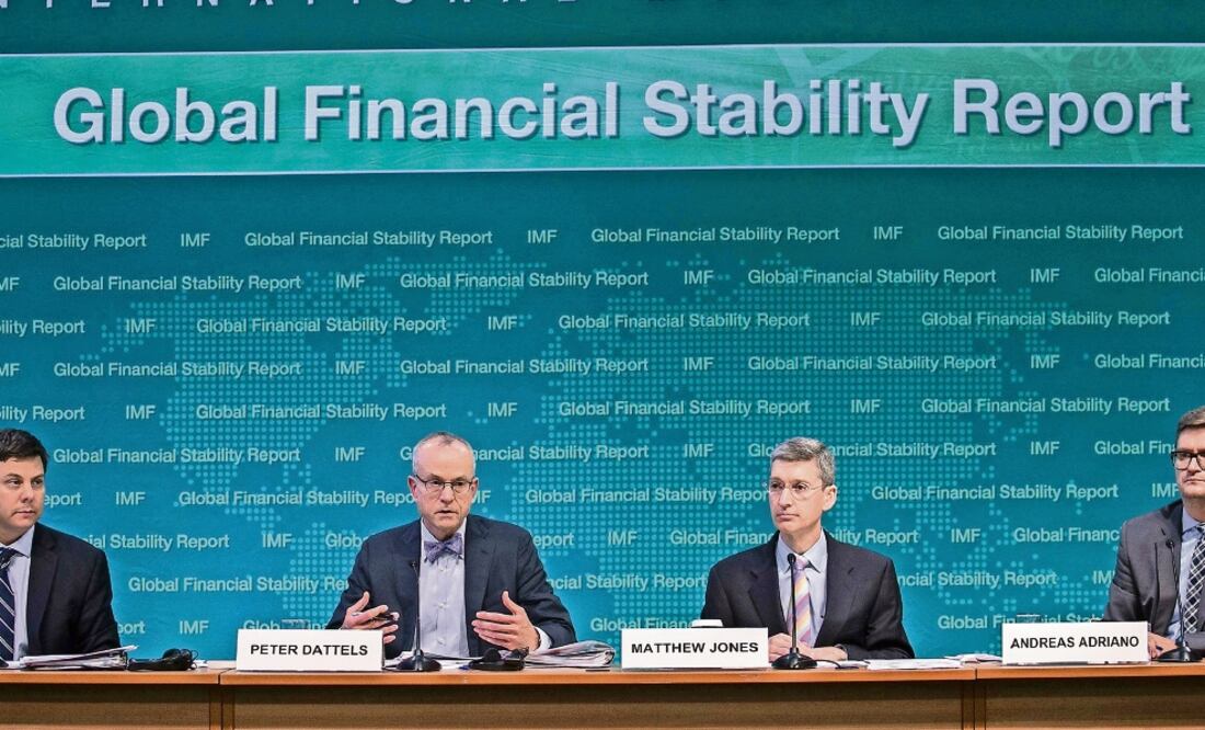 Según Matthew Jones, funcionario del FMI, advirtió por sucesos en Europa, EU y mercados emergentes, además de la era de bajo crecimiento (SHAWN THEW. EFE)