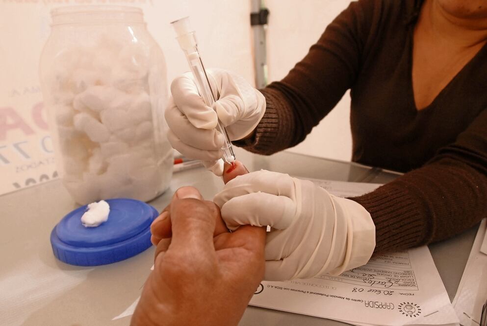 La detección oportuna del virus se ha reforzado con la adquisición de pruebas rápidas de última generación, dijo la titular de Censida. Foto: Archivo | El Universal