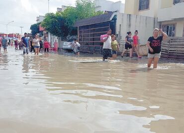 Claman por ayuda afectados de inundación