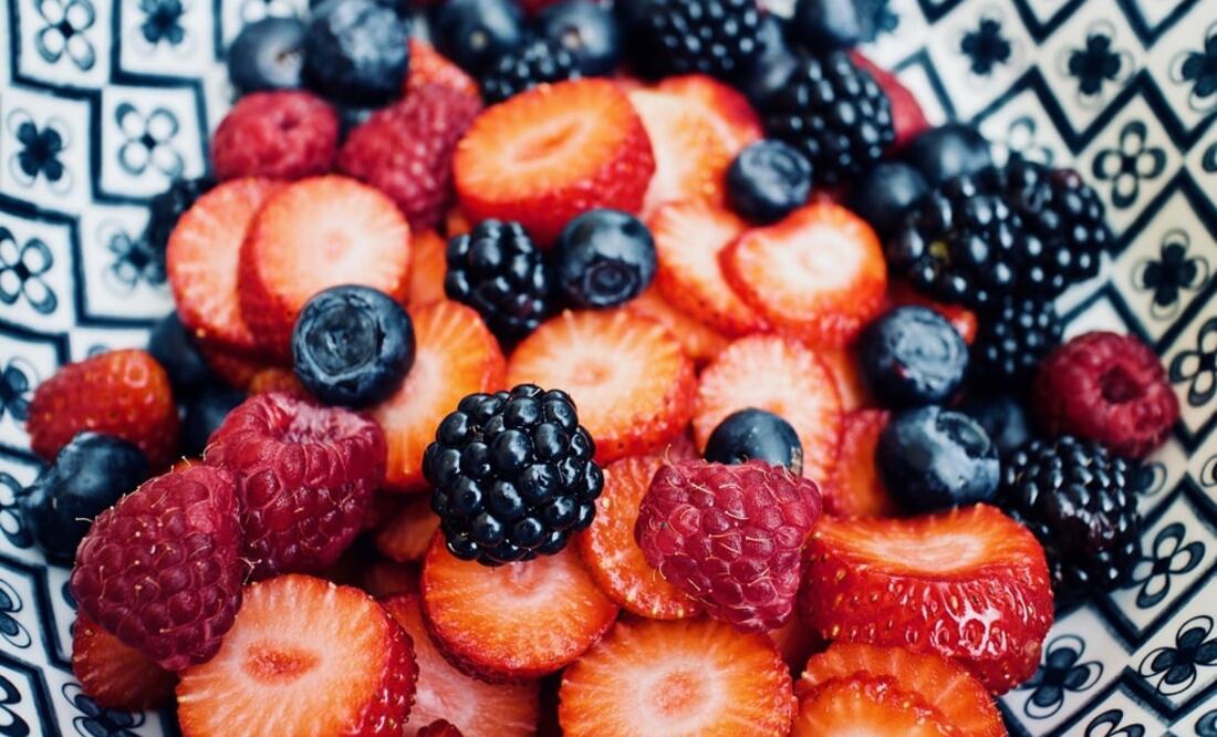 Los frutos rojos tienen betacarotenos, que ayudan a depurar y eliminar toxinas / Fotos: Pixabay