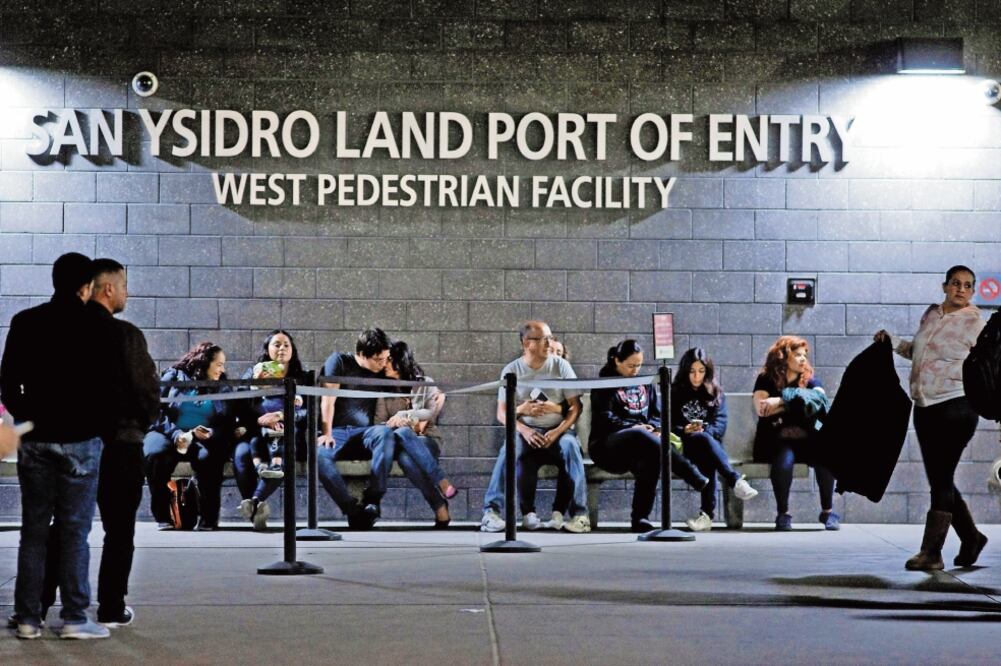 Las entradas comenzaron por la garita de San Ysidro-Tijuana y se han ido extendiendo a lo largo de otros puntos de entrada a México. Foto: ARCHIVO EL UNIVERSAL