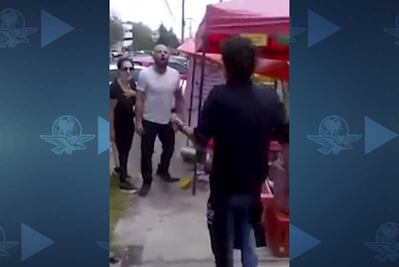 Sale libre pareja que agredió a vendedor de nieves