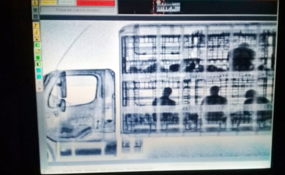 Still from video footage of migrants detected in a trailer by police X-ray equipment in Zacatecas, Mexico – Photo: Feature photography