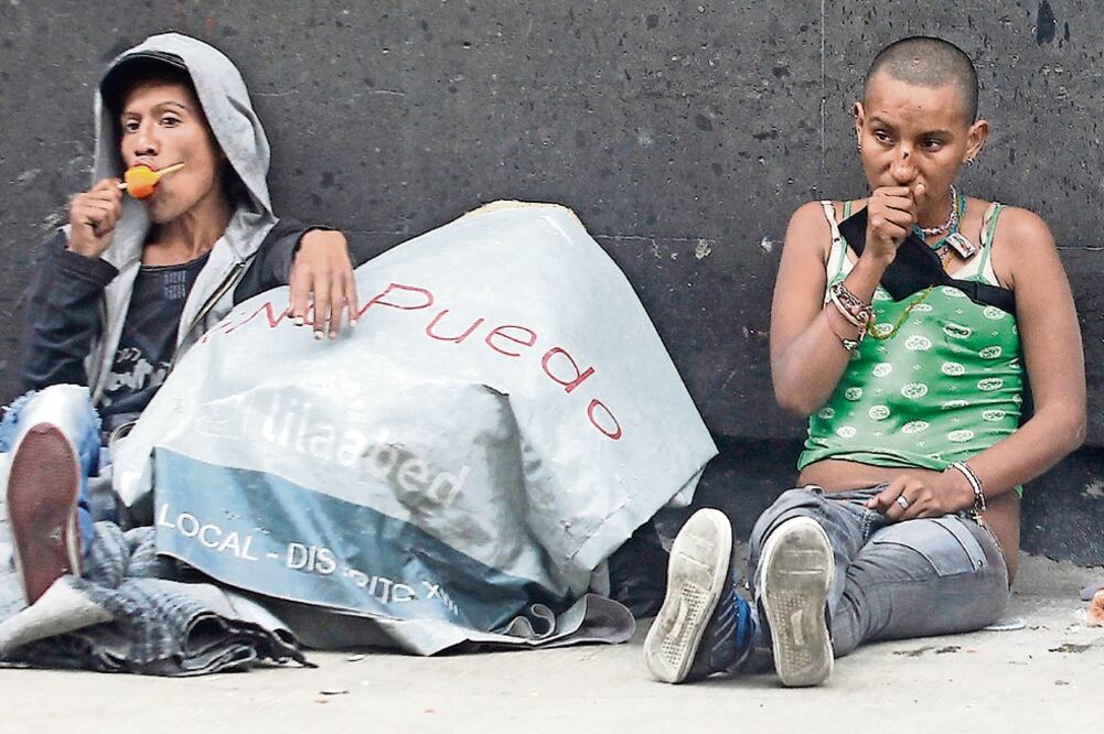 De acuerdo con la Secretaría de Desarrollo Social, en la Ciudad de México hay entre 3 mil 700 y 4 mil personas que viven en situación de calle y más de 50% se localizan en la delegación Cuauhtémoc (ARIEL OJEDA. EL UNIVERSAL)