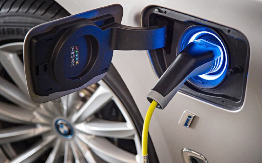 Aumenta venta de autos híbridos y eléctricos en México