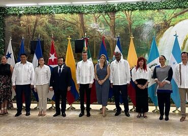 Reciben a distintos diplomáticos en Palenque para cumbre sobre migración