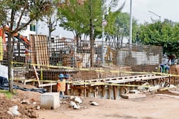 Muro perimetral en Gran Canal, con avance de 70%