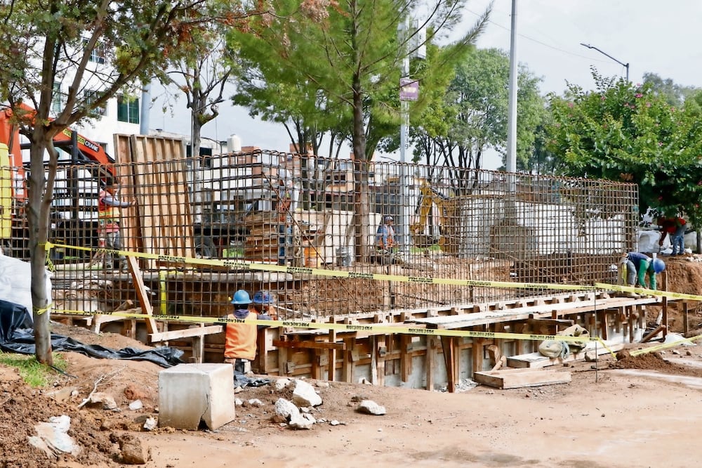 El muro perimetral funcionará como vaso regulador con capacidad para almacenar hasta 80 millones de litros de agua. Foto: Especial