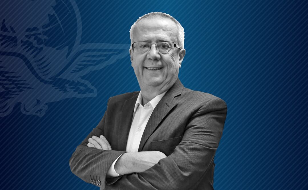 Articulista Carlos Manuel Urzúa Macías. Foto: EL UNIVERSAL