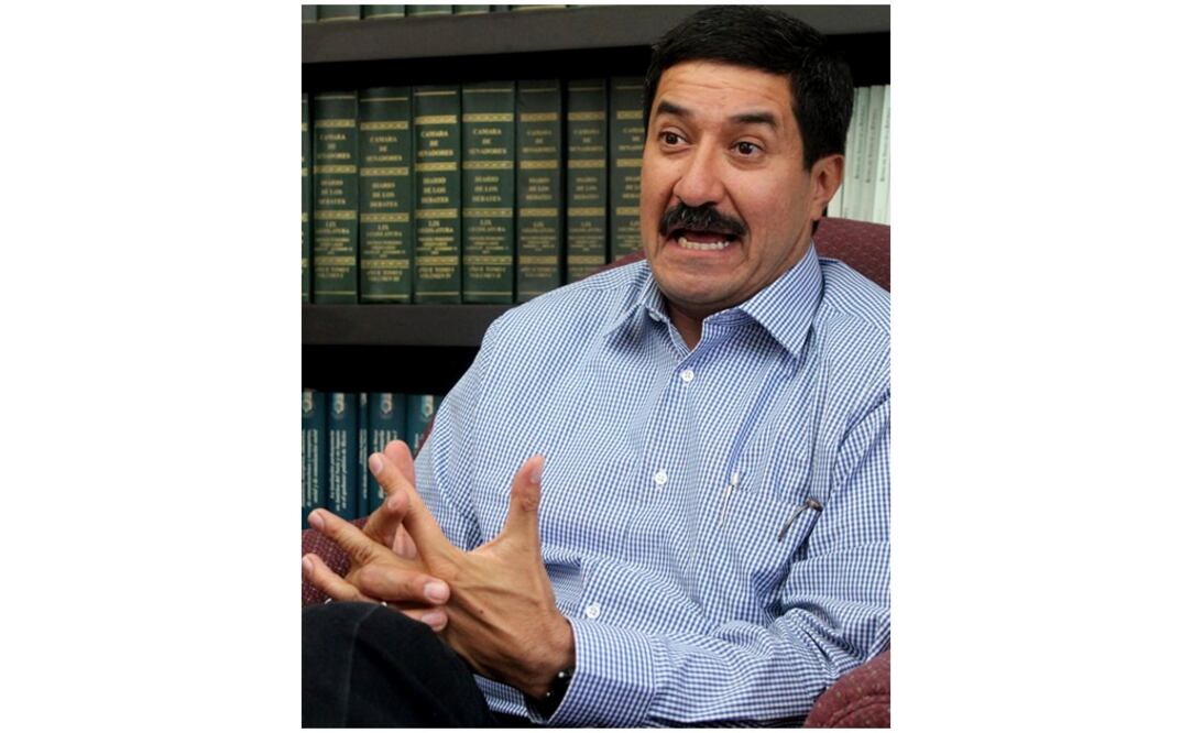 Frena Corral reforma a ley de Deuda Pública