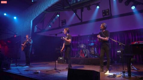 Hanson se acopla a la nueva normalidad y ofrece concierto nostálgico