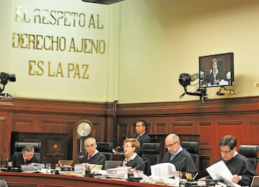 Se tambalea la Constitución de la CDMX