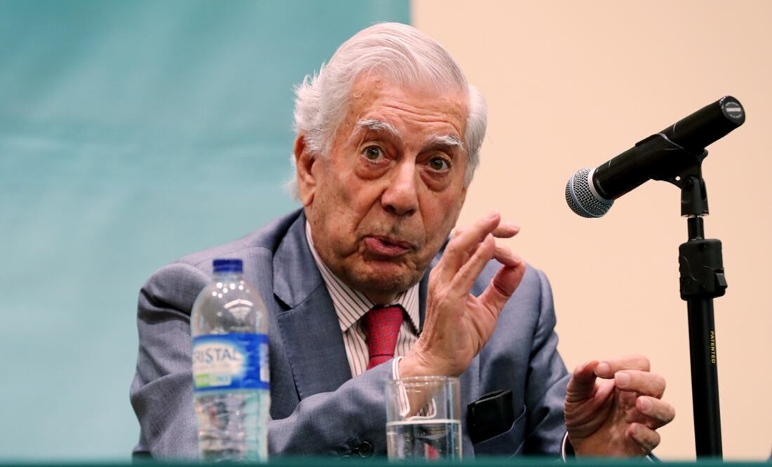 Mario Vargas Llosa, ganador del Nobel de Literatura 2014, dijo estar "a favor de la integración latinoamericana". Foto: EFE/Leonardo Muñoz, archivo